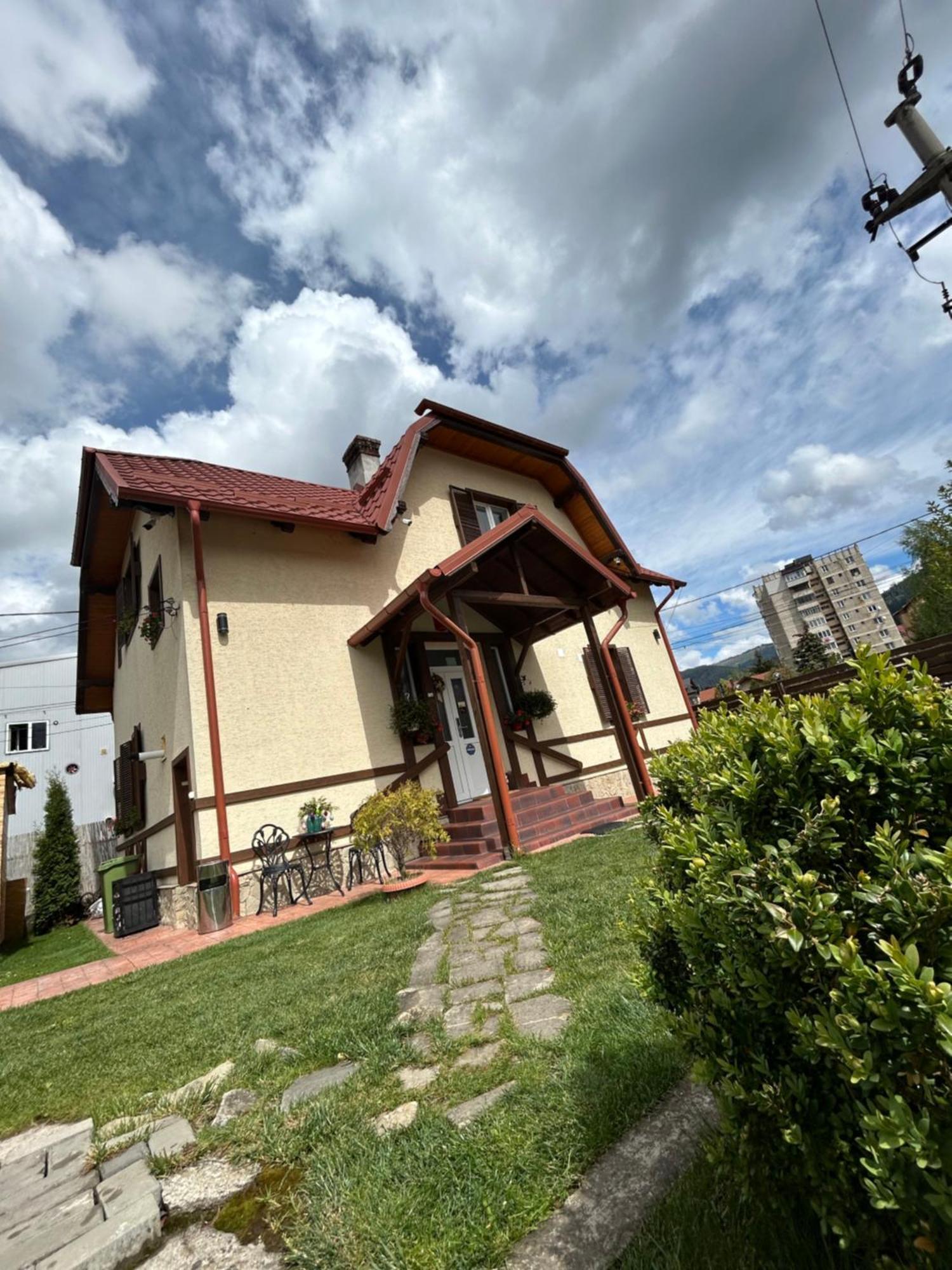 Residence Rooms Bucovina Câmpulung Moldovenesc Екстериор снимка