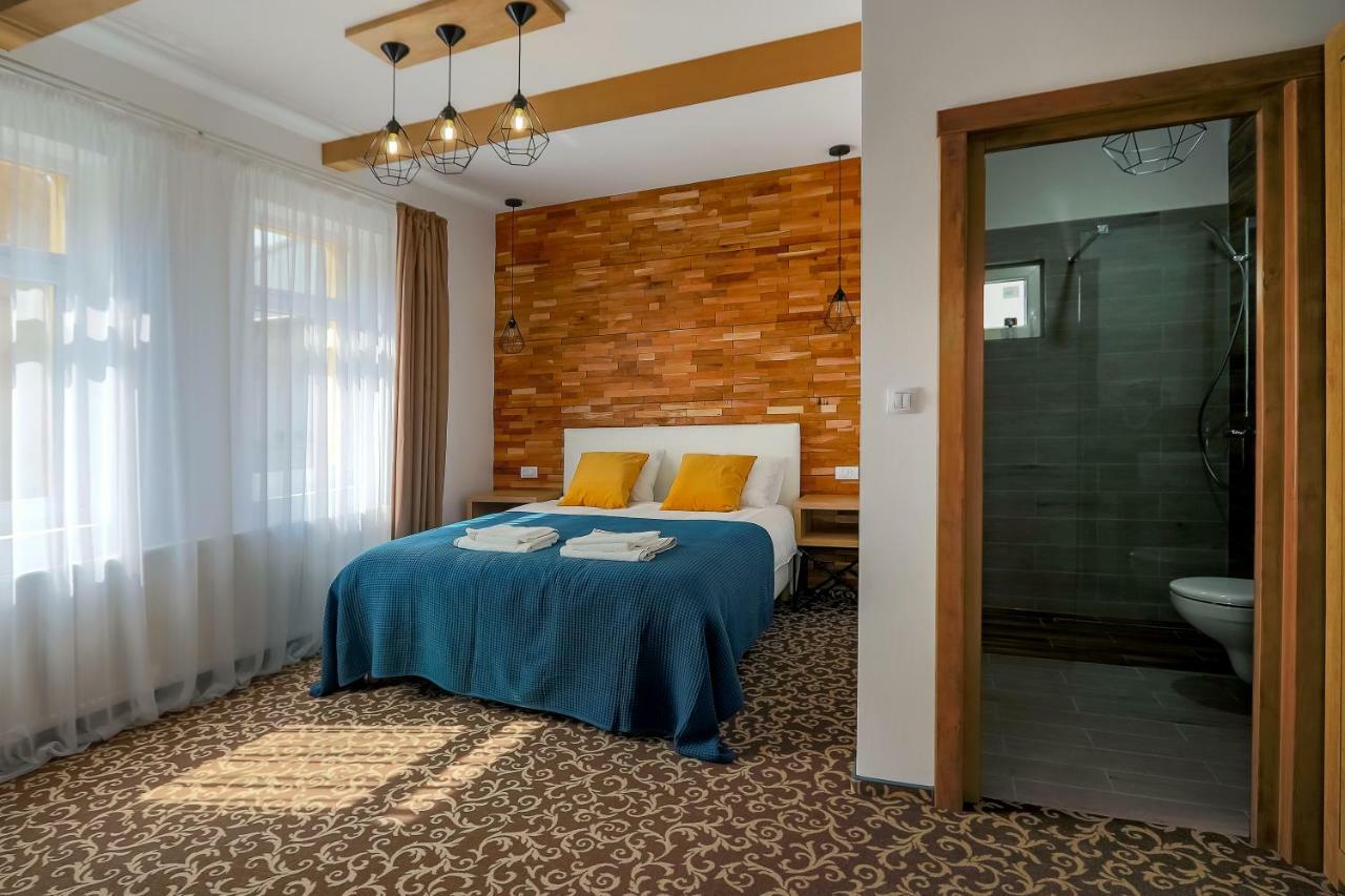 Residence Rooms Bucovina Câmpulung Moldovenesc Екстериор снимка